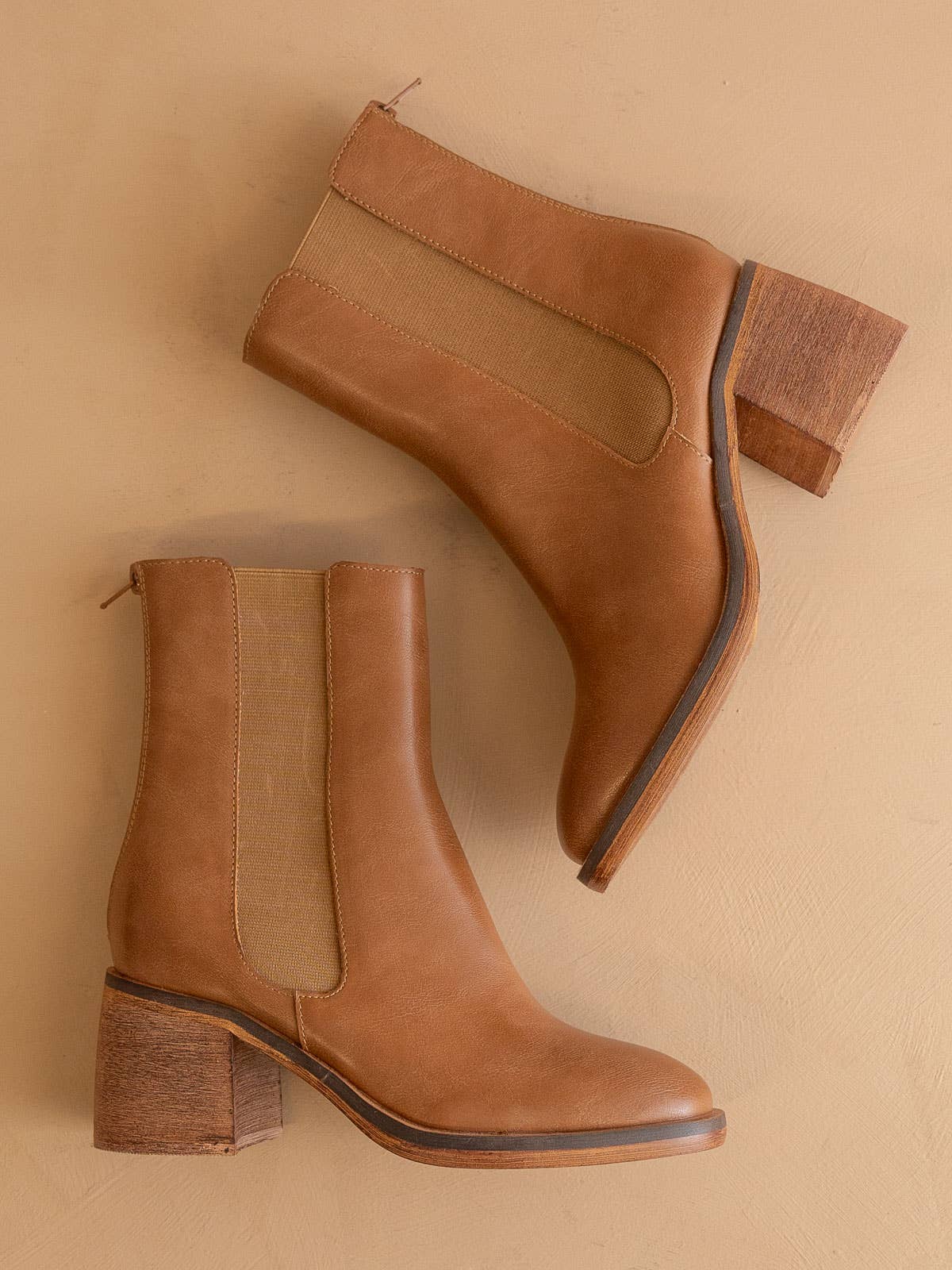 The Olivia | Caramel Chelsea Heel Boots