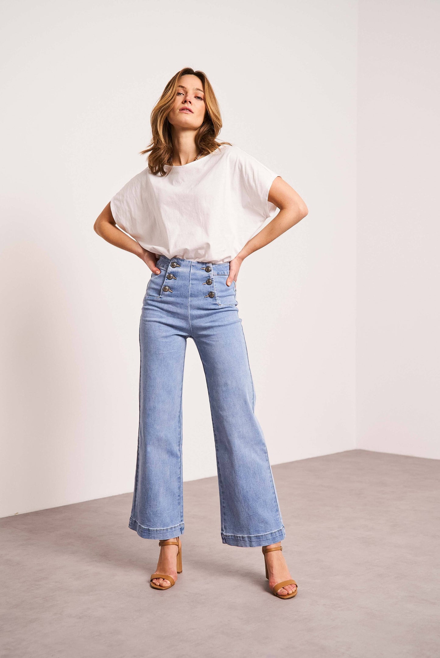 The Victoria Wide-Leg Jean