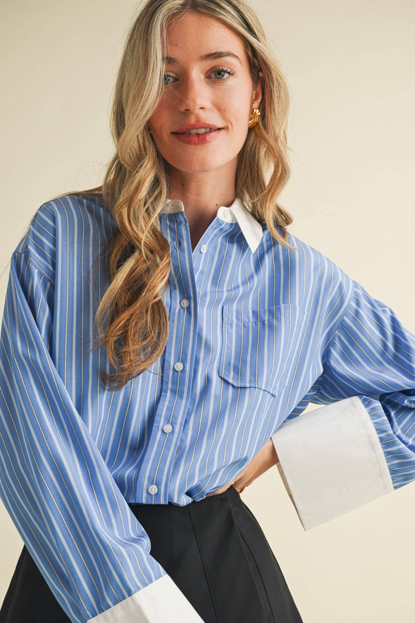 WIDE CUFF BUTTON DOWN SHIRT