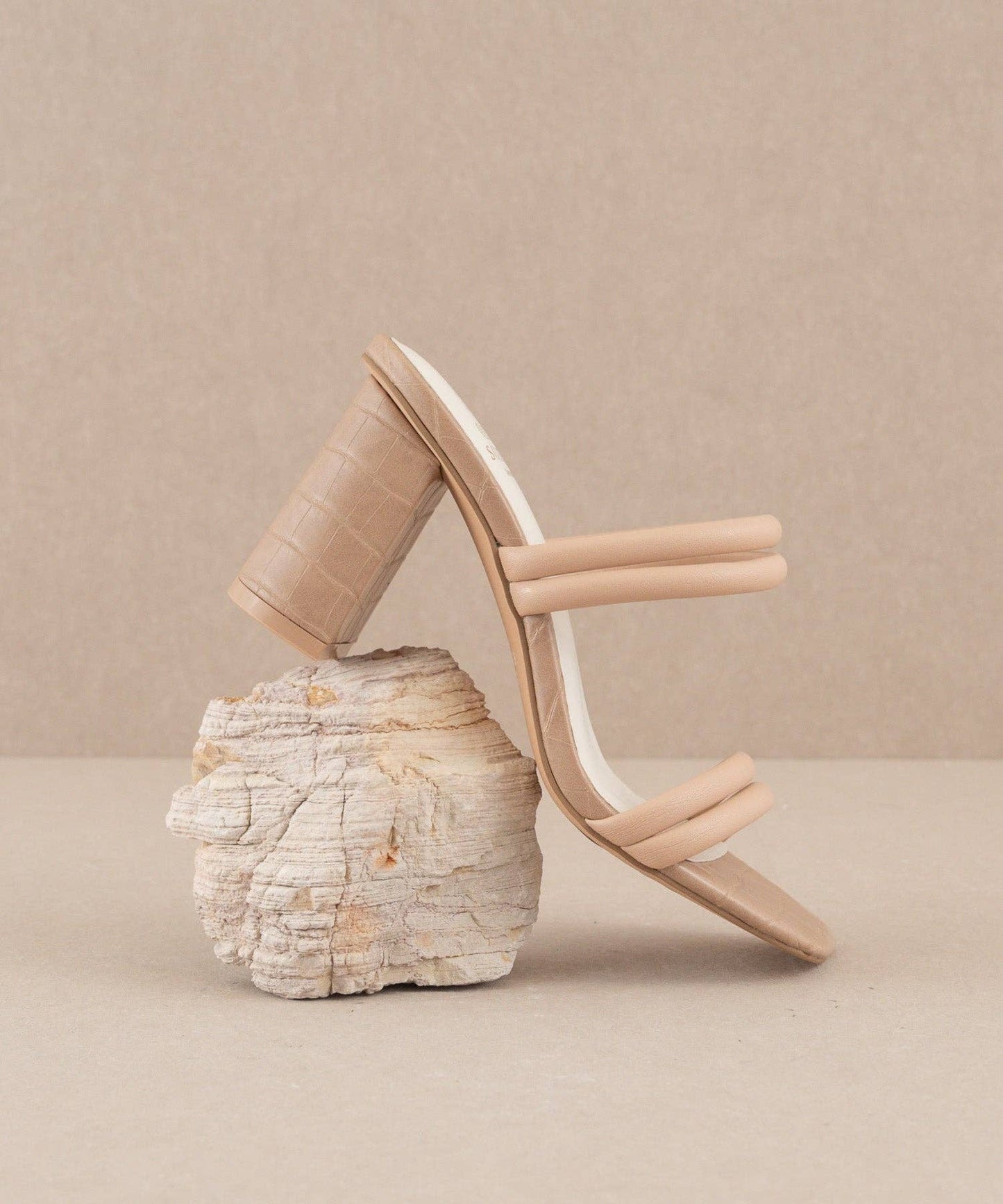 Strappy Aligator Block Heel