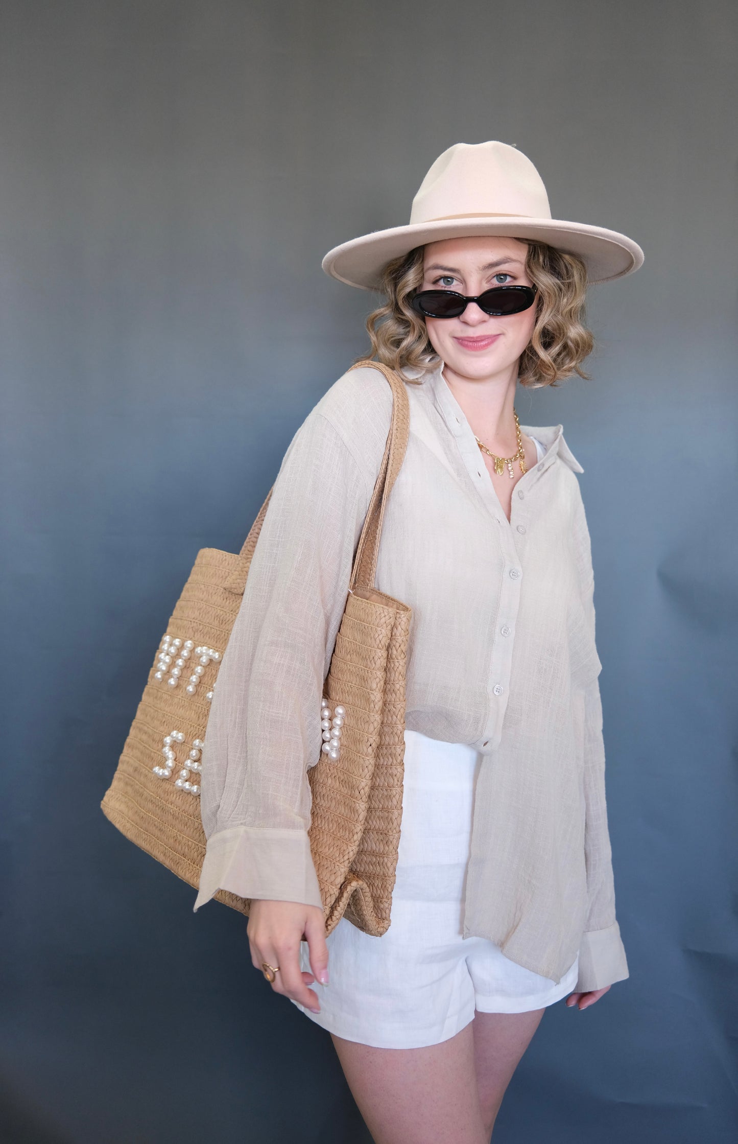 Woven Cotton Buttondown Collar Neck Long Sleeve Top