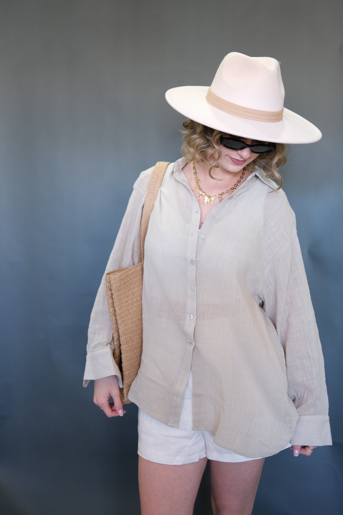 Woven Cotton Buttondown Collar Neck Long Sleeve Top