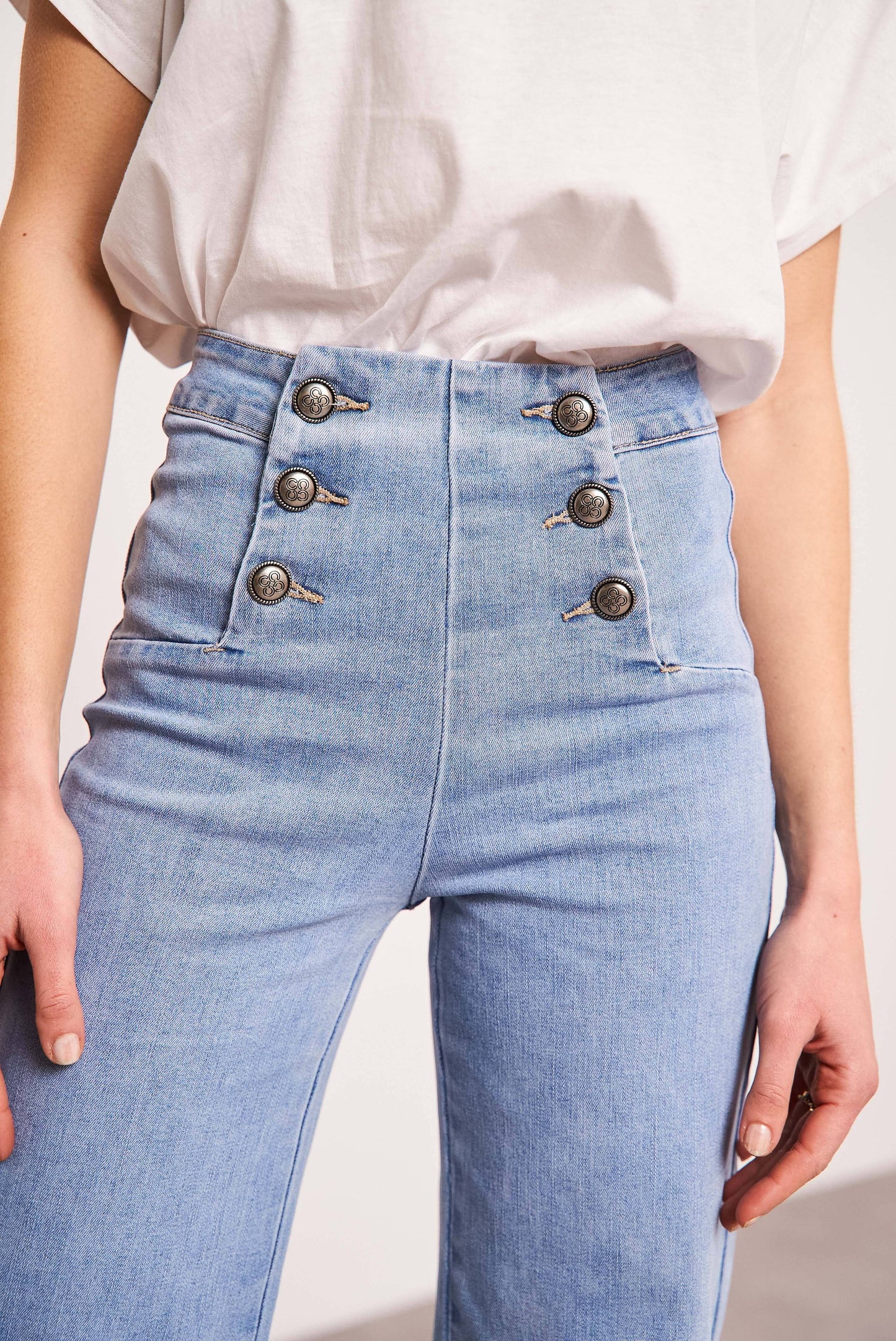 The Victoria Wide-Leg Jean