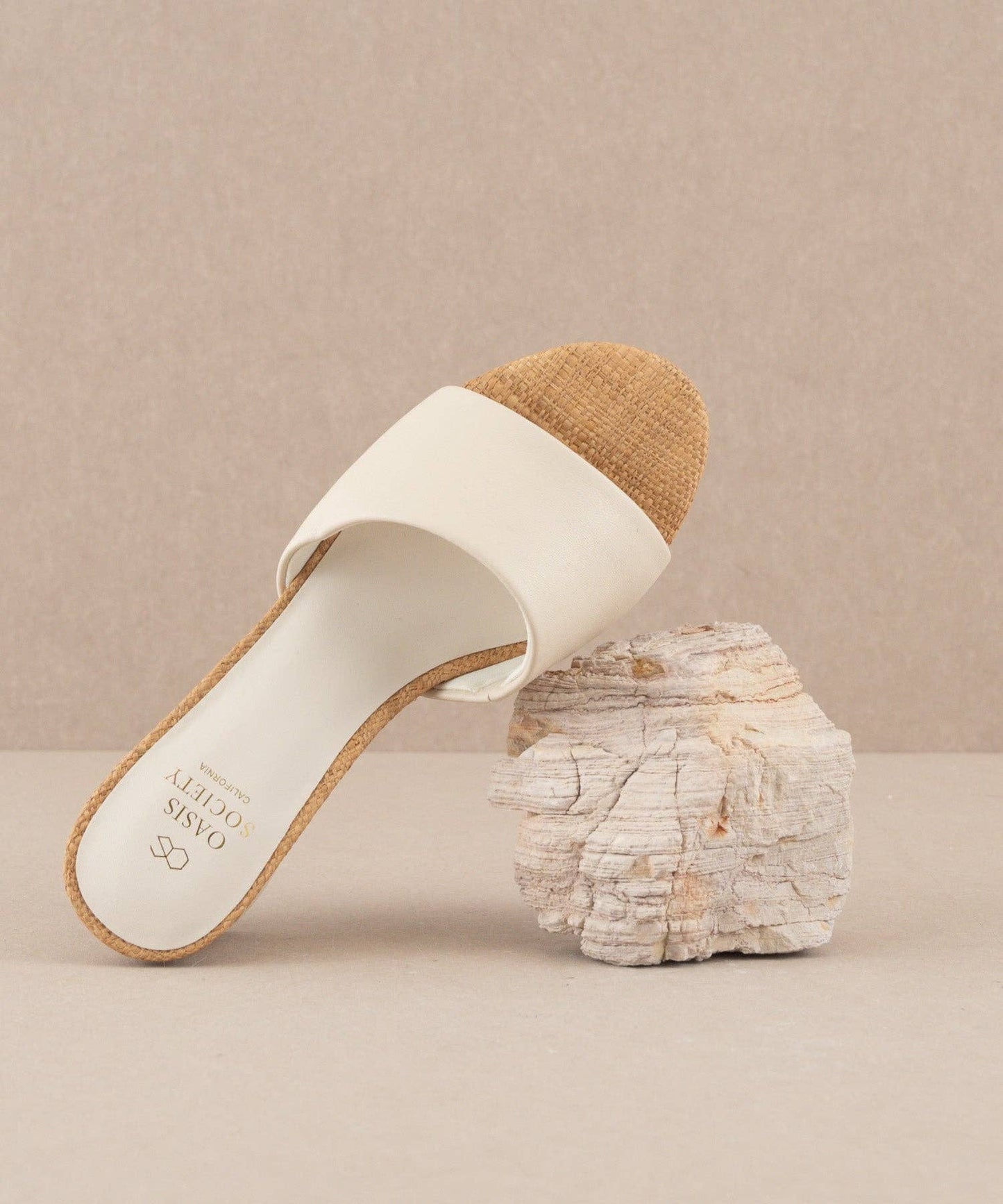 The Paloma Beige | Low Heeled Sandal