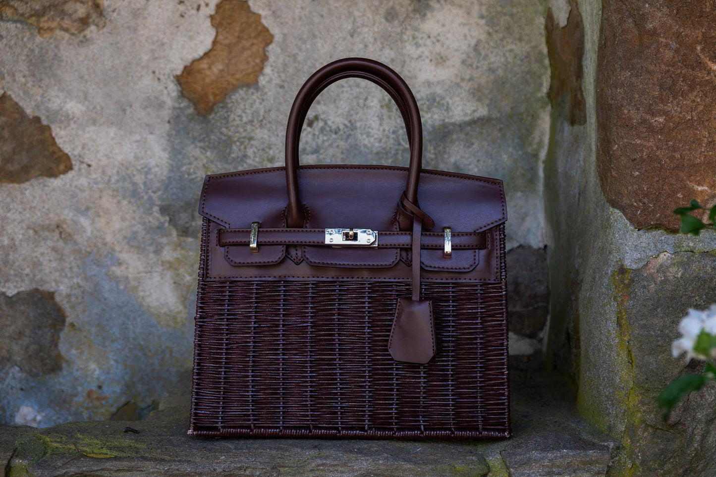The Windsor Wicker Handbag — Chocolate