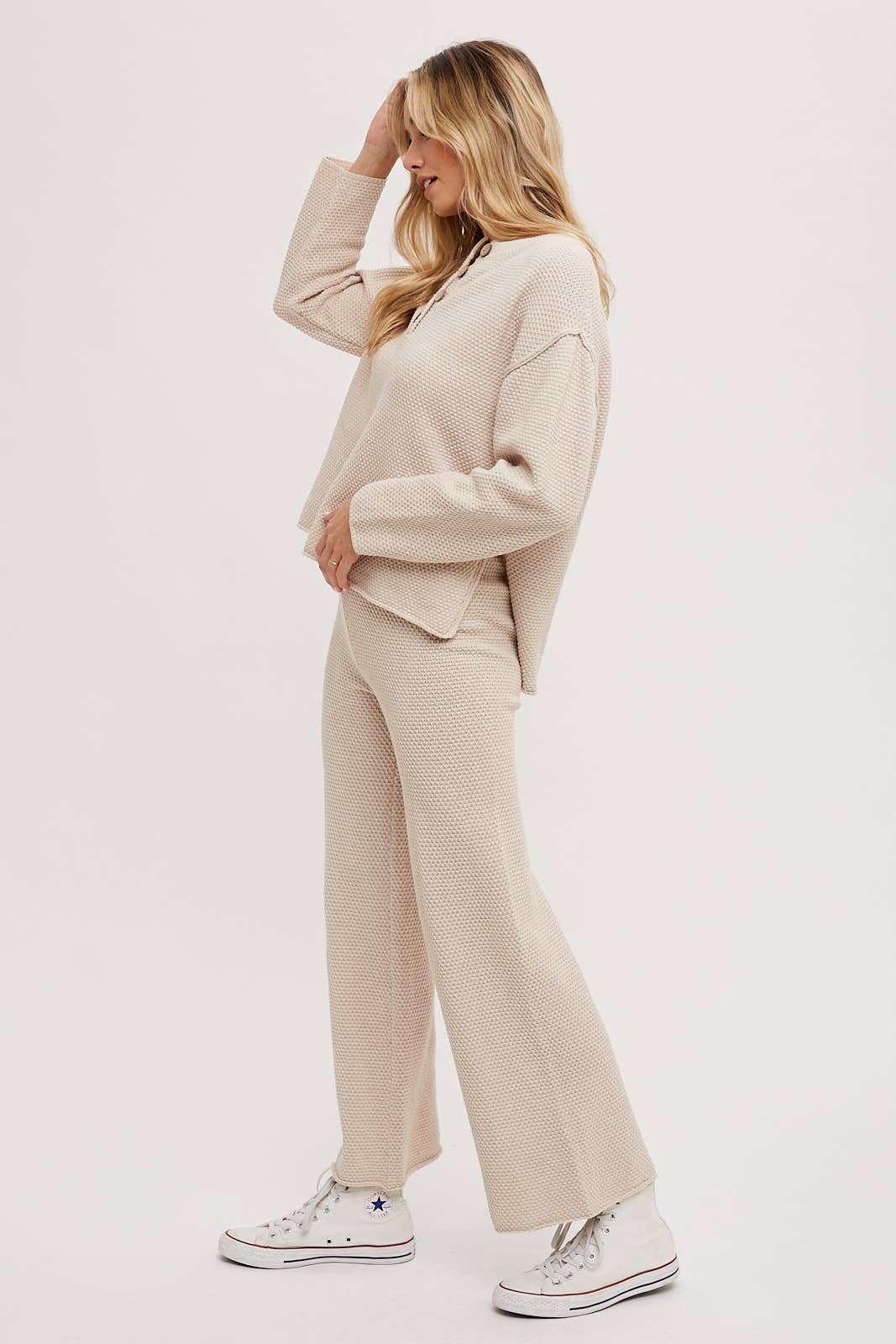 TEXTURED KNIT TOP & PANTS SET