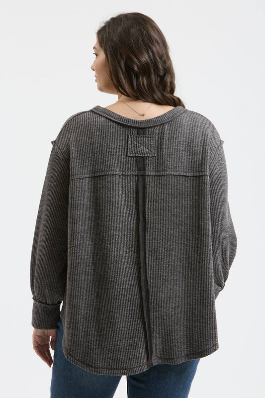 PLUS V NECK ASYMMETRICAL HEM LONG SLEEVE KNIT TOP
