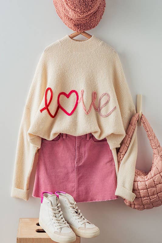 OVERSIZED LOVE EMBROIDERY SWEATER