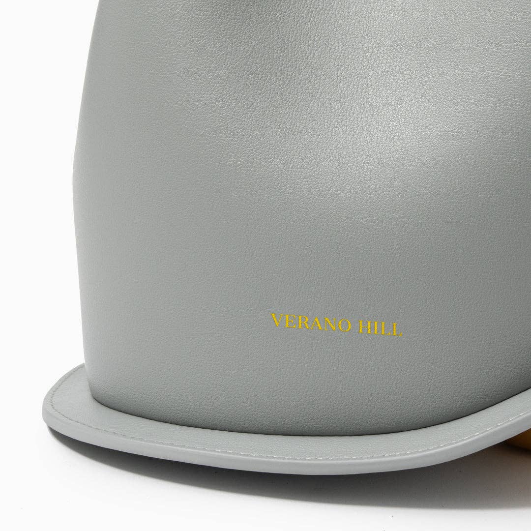 Vienna Handbag: Gray